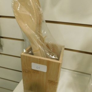 Set de cucharones y cubiertos de madera en caja - imagen 3