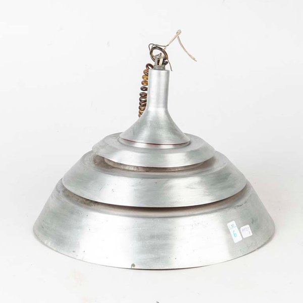 Colgante de Aluminio con Interior Anaranjado - Detalles de Uso - imagen 1