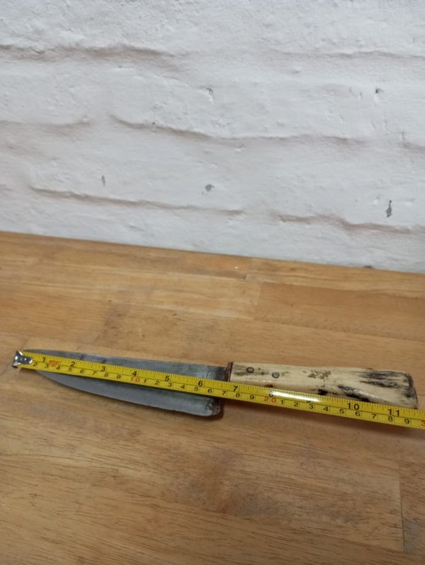 Cuchillo de madera con hoja de 17 cm y sin marca - imagen 4