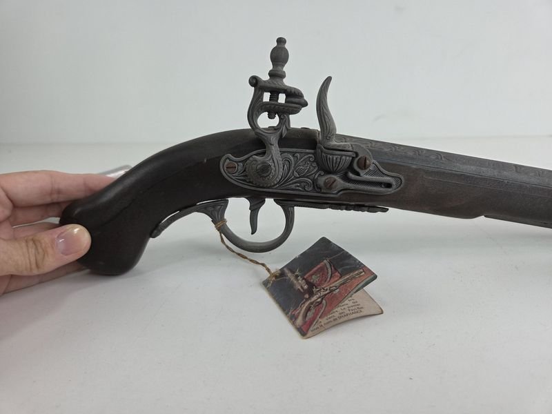 Réplica de arma del año 1550 para decoración - imagen 3