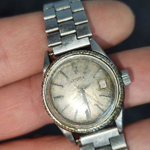 Tres Relojes de Dama: Citizen, Oscar de la Renta y Okusai - imagen 4