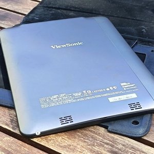Notebook Lenovo G560  con Detallles a la Vista / Tablet View Sonic Modelo VS14445 con funda protectora / En ambos casos Sin Cargador de Bateria y cableados Se Venden a la Vista - imagen 4