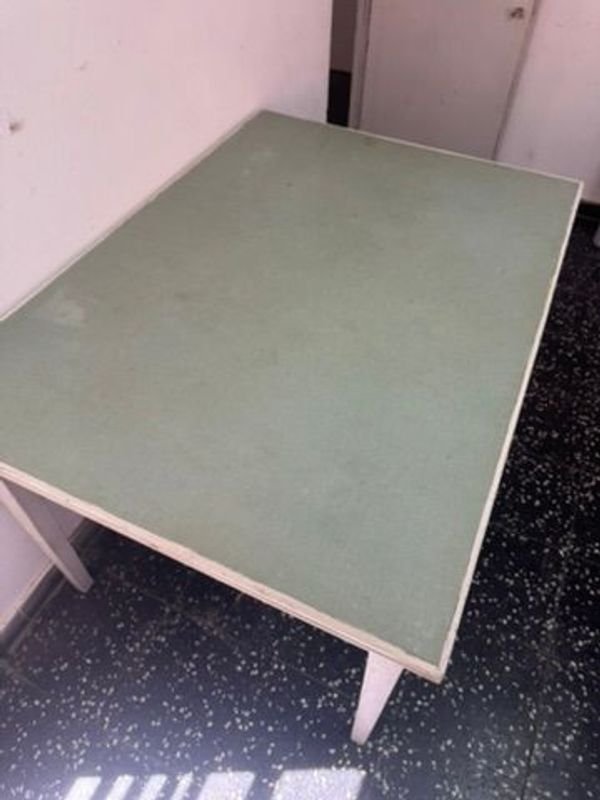 Mesa de cocina vintage sana - imagen 4