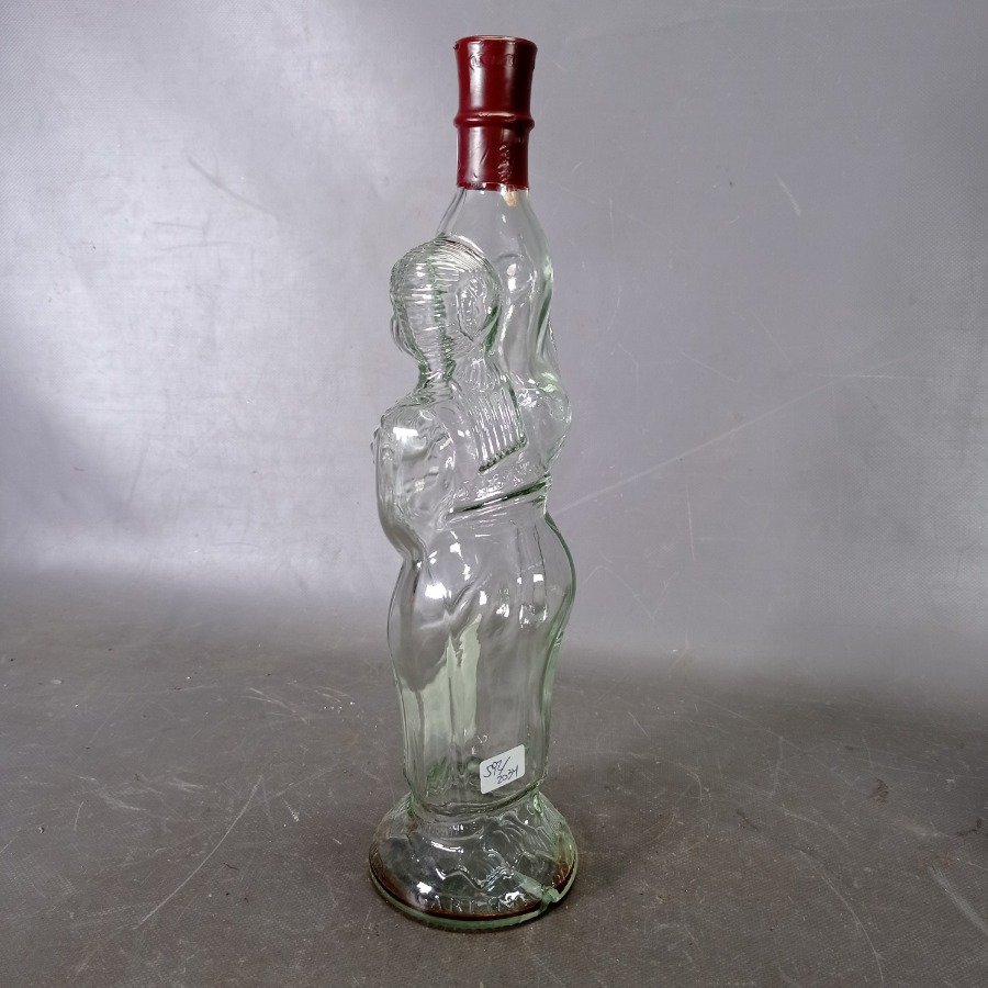 Botella con fisonomía de dama de la colección Garling Colecction Vinolei - imagen 5