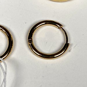 Dos Pares de Arracadas Enchapadas Doradas - imagen 5