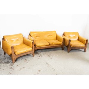 Lote anterior: Juego de Living: Sofá y Dos Sillones Estilo Vintage