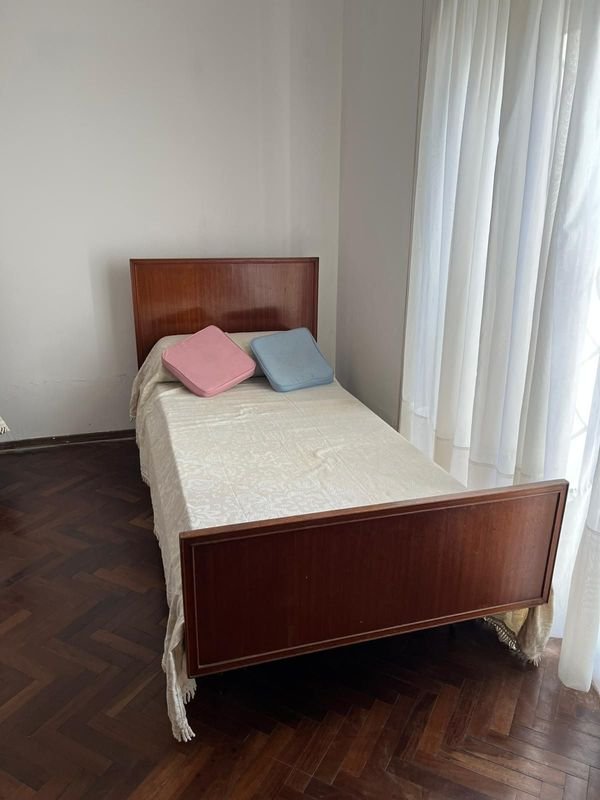 Cama estilo americana con colchón - imagen 2