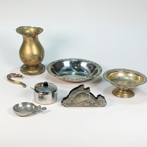 Lote anterior: Lote de 6 piezas de metal compuesto: jarra, servilletero, azucarero, fuente y más