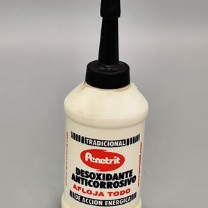 Lote siguiente: Aceite Desoxidante Penetrit Afloja Todo Anticorrosivo 30cm³