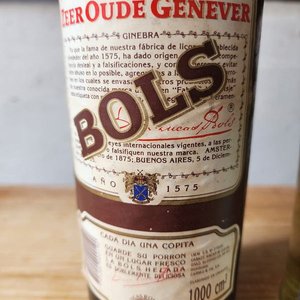 Lote anterior: Lote de Ginebra BOLS y Licor Holandés