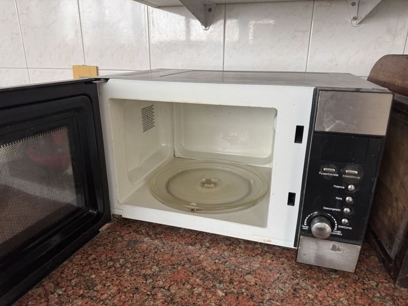 Microondas Cuori - Aparato de cocina eléctrico - imagen 3