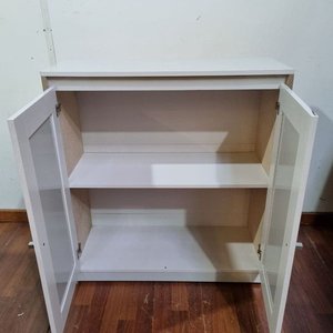 Mueble Aéreo Claro con Dos Puertas y Estante Interno - imagen 2