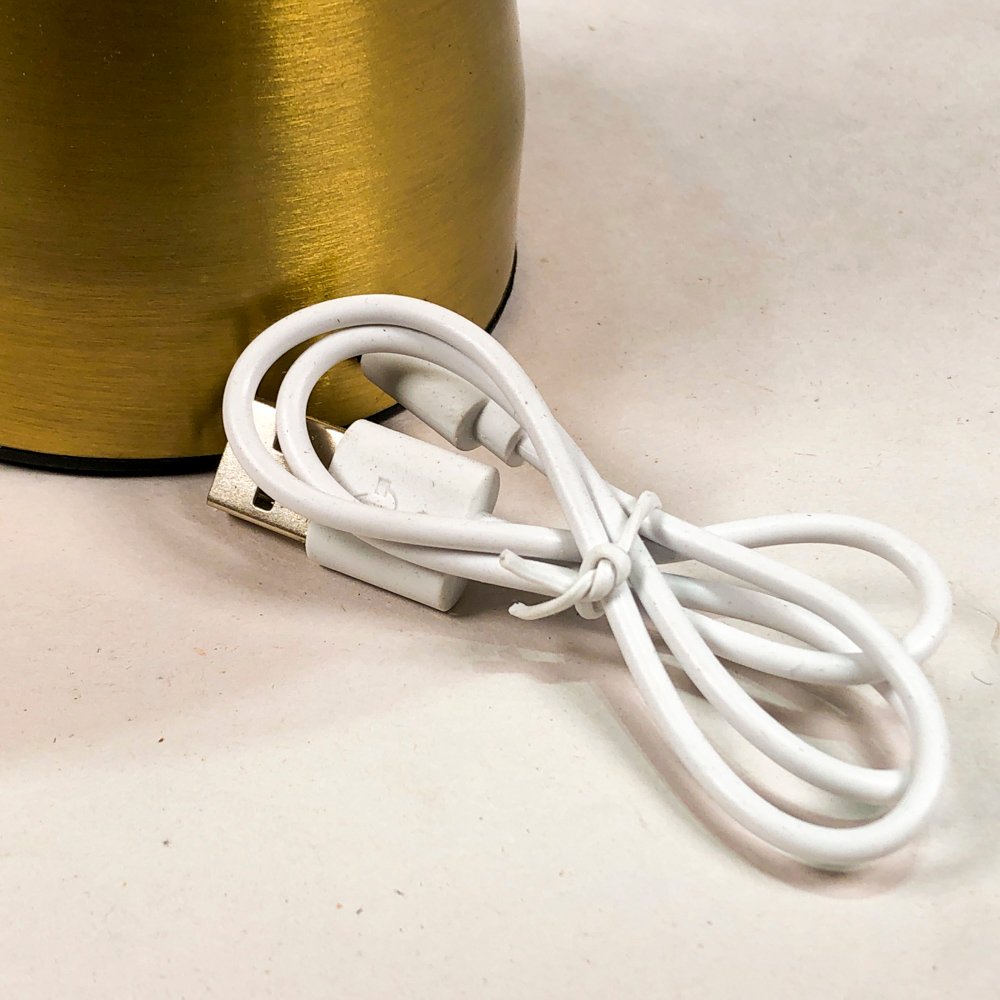 Lámpara de sobremesa en metal dorado tipo hongo con USB y pantalla táctil - imagen 2