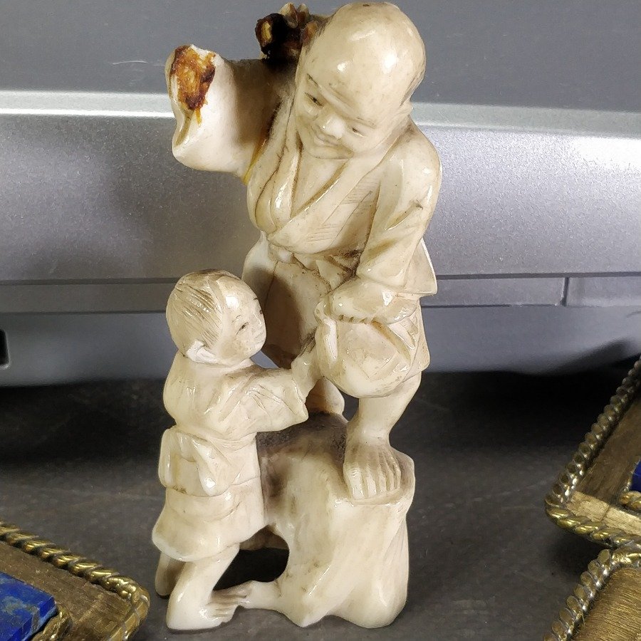 Item 15911 - Image 4