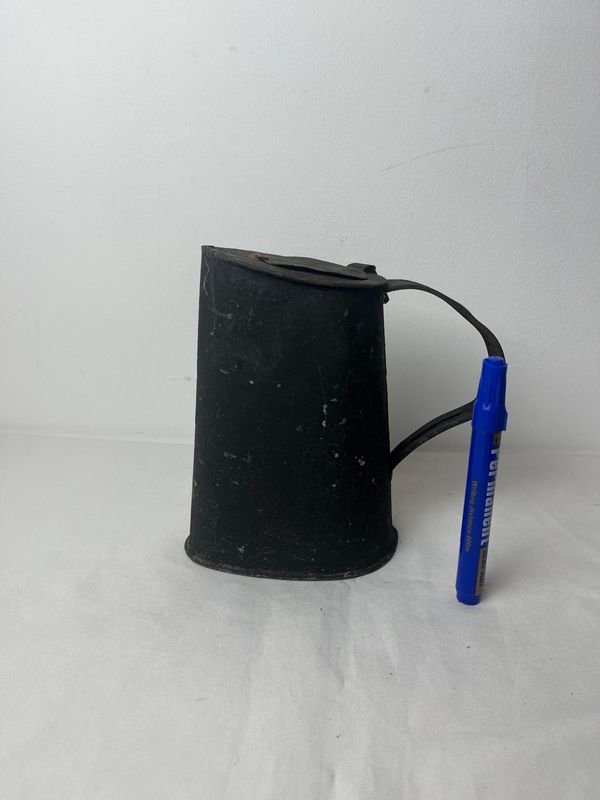 Jarra tropera de metal y plástico - imagen 2