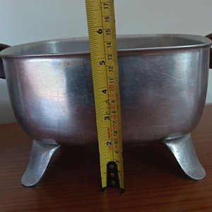 Colador Cuadrado Antiguo de Aluminio con Asas de Baquelita y Base Desmontable - imagen 6