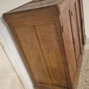 Antiguo Armario Rústico de Roble con 4 Puertas y Estantes Interiores - imagen 2