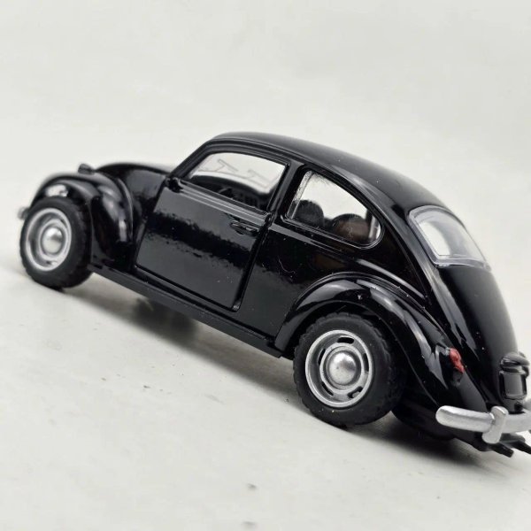 Réplica de Auto Volkswagen Escarabajo Negro - imagen 1