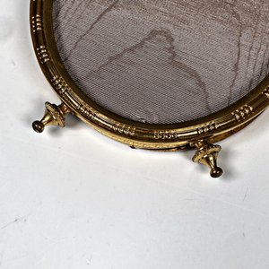 Portarretratos Doble Francés de Bronce con Moños y Patas - imagen 4