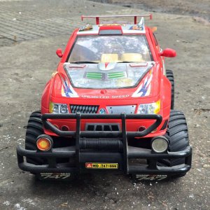 Camioneta a Radio Control Grande Roja "Sharpness" - imagen 10