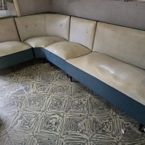 Lote anterior: Sillón Esquinero Recto de 4 Módulos