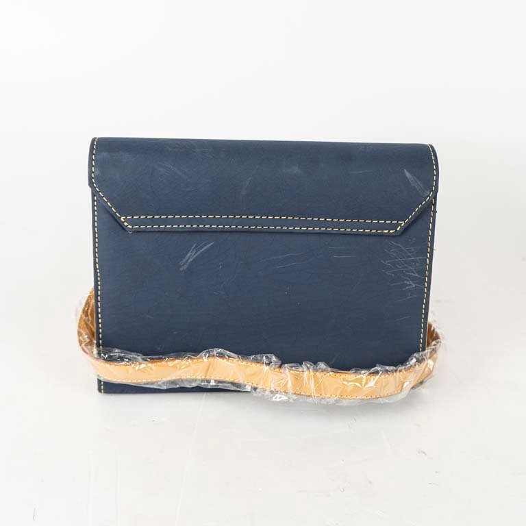 Item 2108328 - Image 1