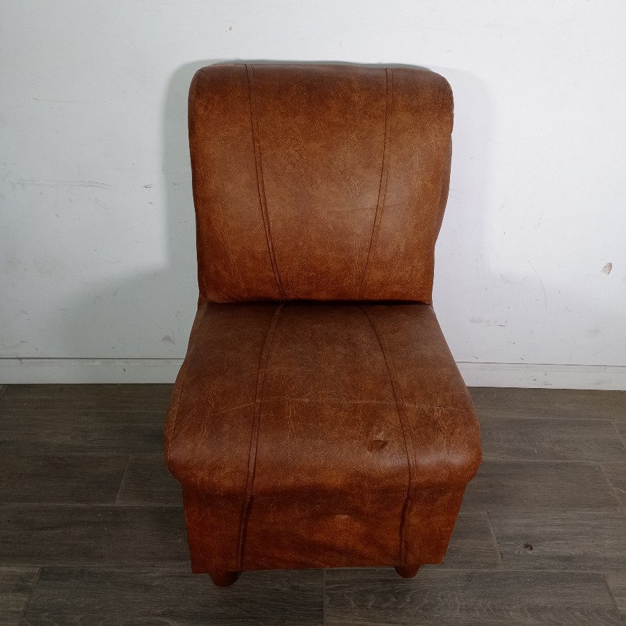 Sillón Tapizado en Cuero Marrón