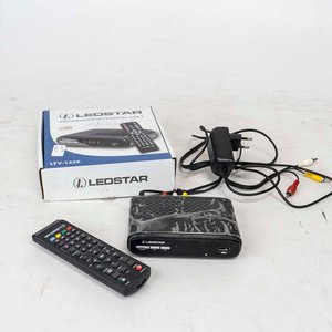 Lote siguiente: Sintonizador de TV Digital LEDSTAR LTV-1356 con Control Remoto y Fuente