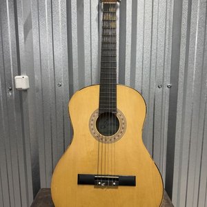 Guitarra Clásica Bestler Hecha en Shanghai - imagen 2