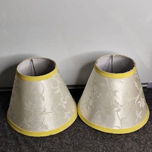 Dos Juegos de Pantallas para Lámparas: Verdes y Estampadas - imagen 3