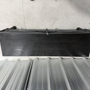 Juego de Exterior de Madera y Metal con Mesa y Bancos - imagen 21