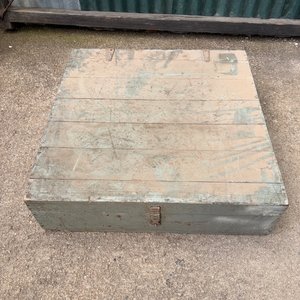 Lote anterior: Cajón Grande de Madera Rústico