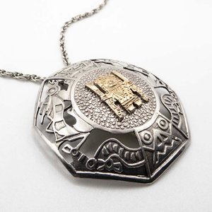 Dije "Precolombino" en Plata con Figura en Oro y Cadena - imagen 2