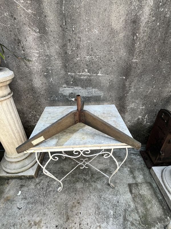 Lote anterior: Pie de roble de 1963 esqueleto humano - Muebles antiguos