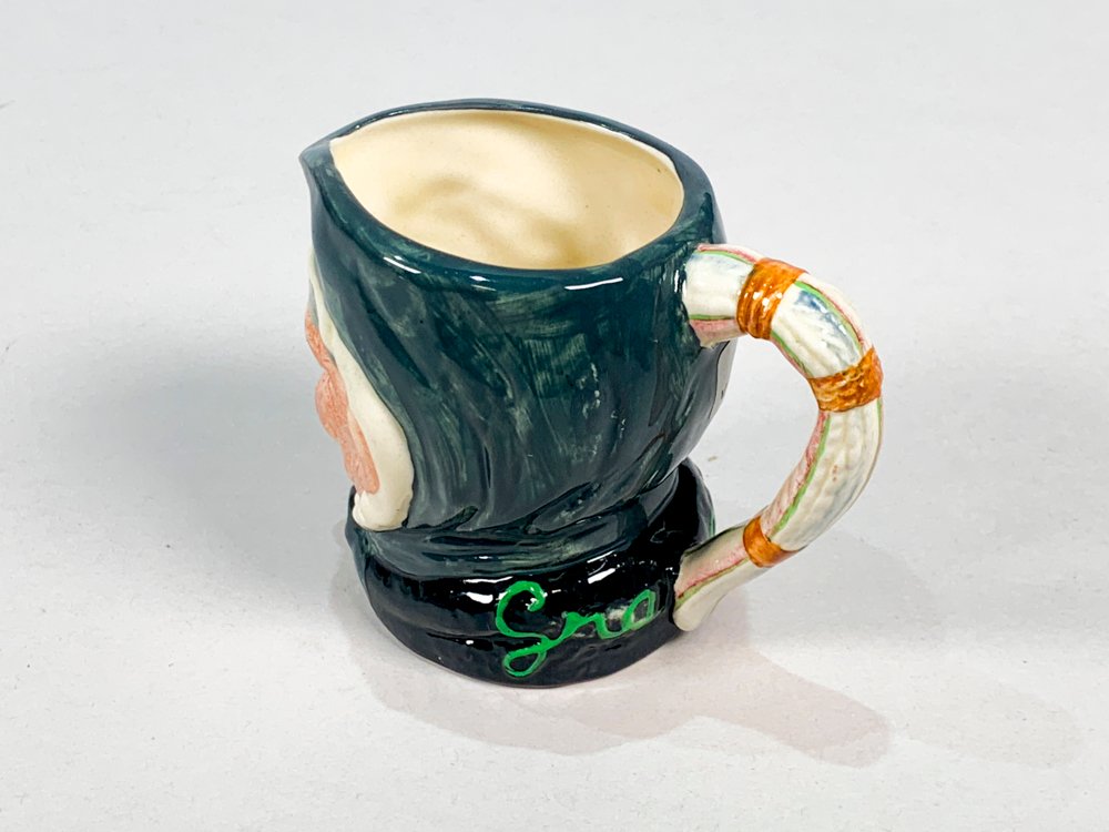 Jarra Royal Doulton con motivo Granny - imagen 3