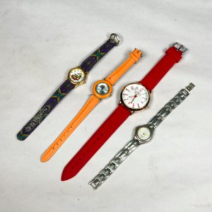 Lote siguiente: Lote de Cuatro Relojes para Dama