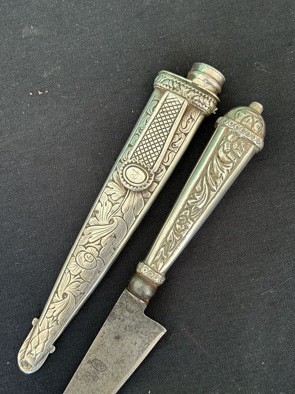 Cuchillo Antonio Franchi calle ituzaingo 136: Pieza escasa de plateria centenaria en plata alta - imagen 2