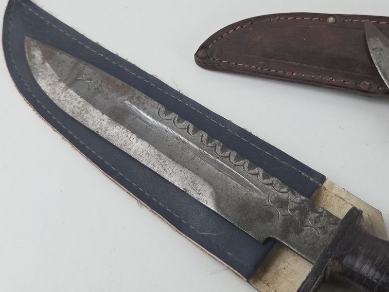 Cuchillos antiguos con hojas de acero carbono - Solingen sellado - imagen 3