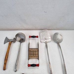 Utensilios de Cocina: Martillo, Cucharón, Espumaderas, Cortador de Papas y Rueda - imagen 3
