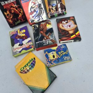 Mazos de Cartas Coleccionables: Los Increíbles, Star Wars, Bob Esponja y Más - imagen 3