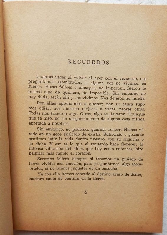 Libro de Glosas De Natacha, Selecciones del Autor Ángela De Ituño - imagen 3