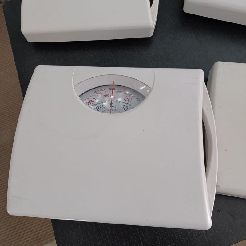 Balanza metálica para baño modelo HA520 - imagen 4
