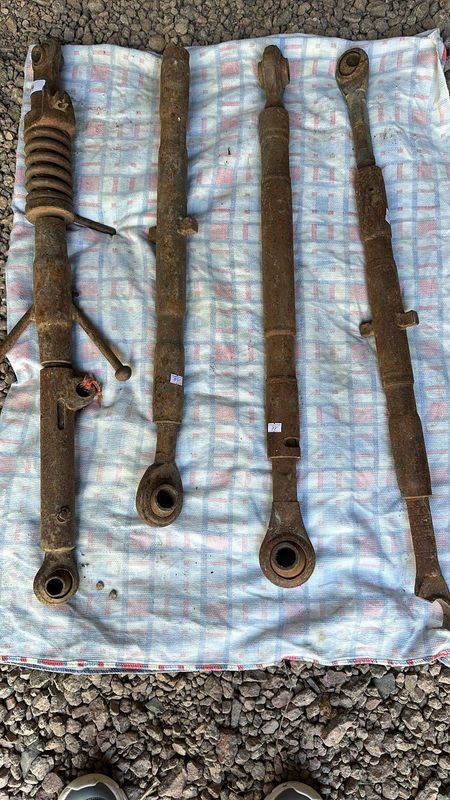Lote anterior: Telescopios de Metal con Pies Rotos