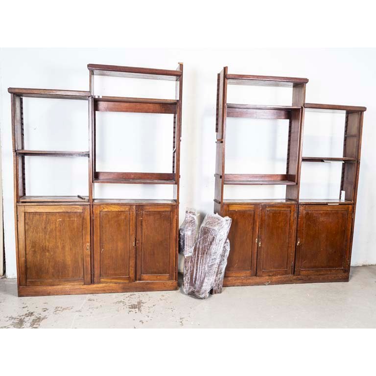 Lote siguiente: Estante biblioteca desarmado para venta