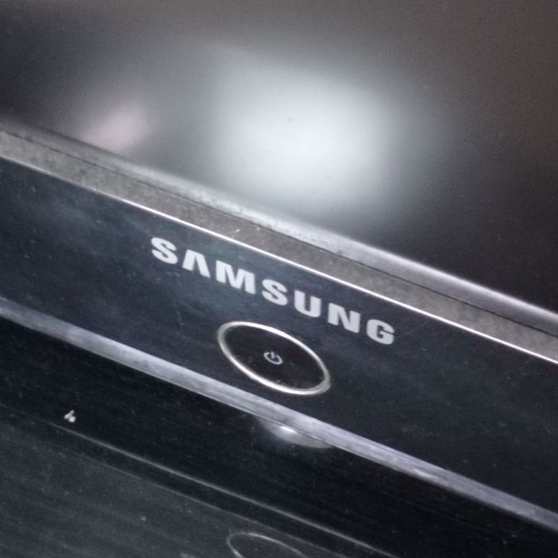 TV Samsung de 32 pulgadas con control remoto - imagen 2