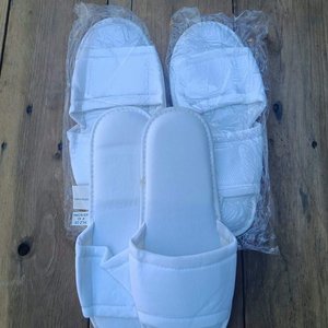 Lote anterior: Pares de Pantuflas Blancas Desechables