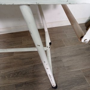 Camilla de Hierro Blanca con Colchoneta Beige - imagen 4