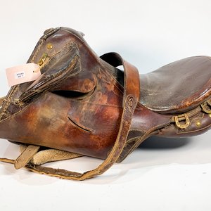 Montura de Caballo Antigua de Cuero con Detalles - imagen 3