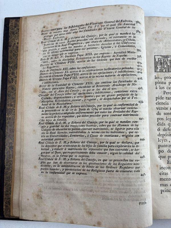 Libro de derecho público español del siglo XVIII - imagen 5