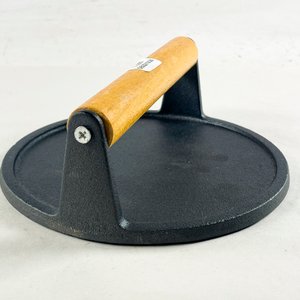 Prensa para Hamburguesas de Hierro con Mango de Madera - 18 cm - imagen 3